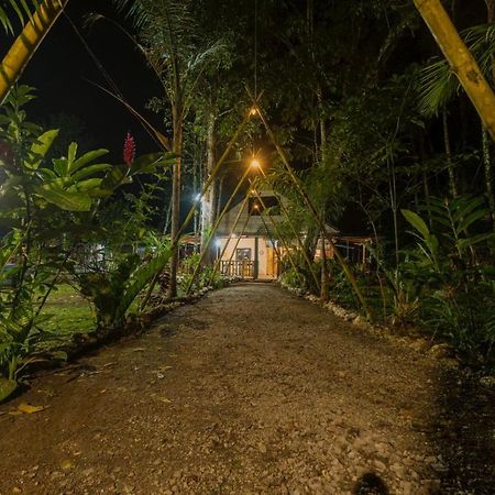 Nawal Hotel Lanquin Ngoại thất bức ảnh